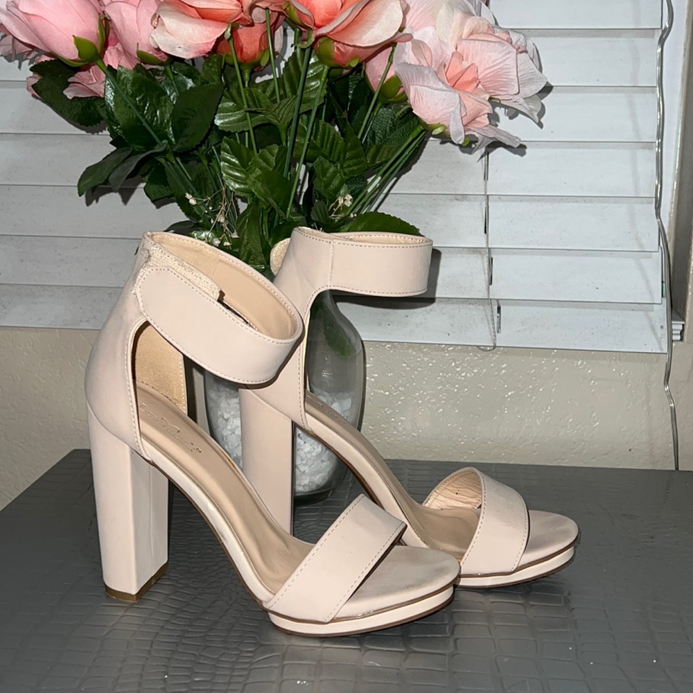 BEIGE MINI PLATFORM HEELS